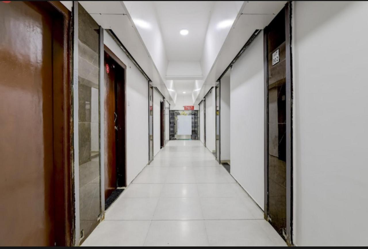 Hotel Nexus Surat Dış mekan fotoğraf